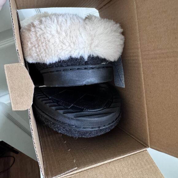 Dearfoams Woman's Indoor/Outdoor Memory Foam Clog Slippers XL 11-12 New in Box - Picture 4 of 8